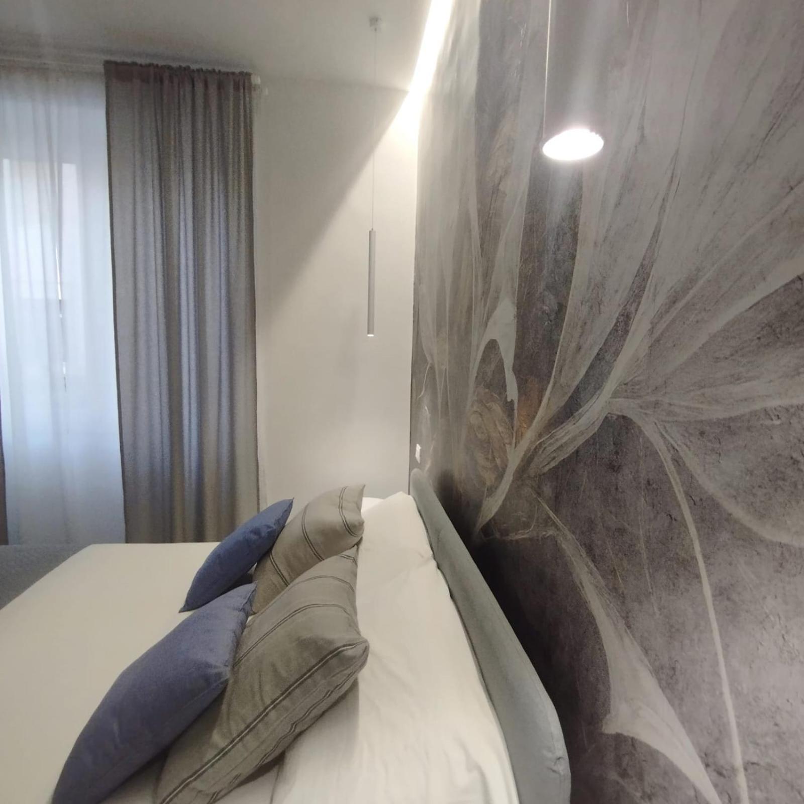 Agatha Modern Elegant Rooms Sant'Agata di Militello Exterior photo